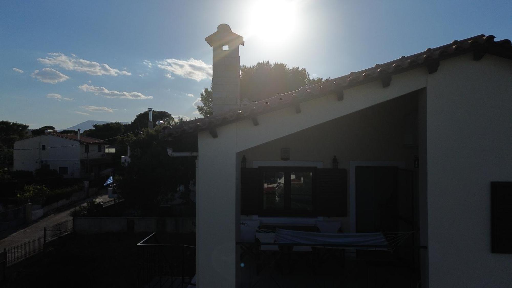 Artemis Penthouse 10 Minute From National Airport Villa Exterior photo